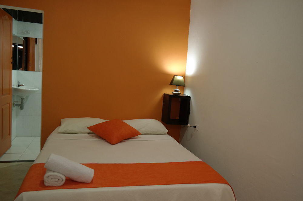 Casa Rome Hostel سان جيل المظهر الخارجي الصورة