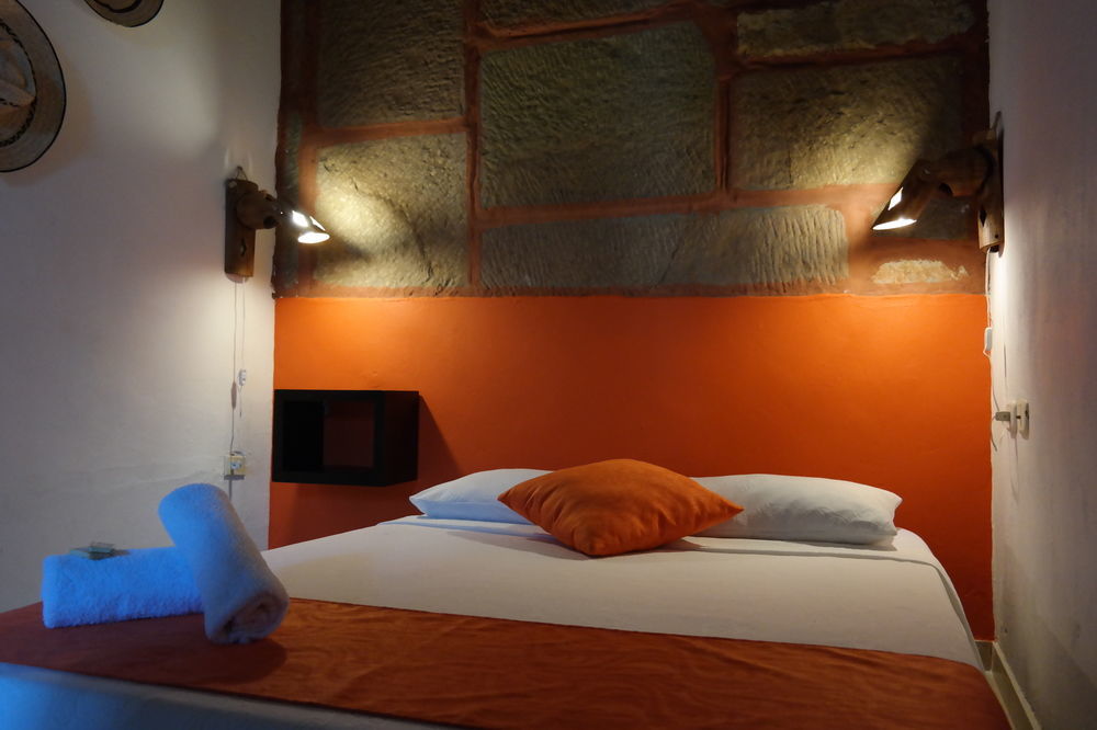 Casa Rome Hostel سان جيل المظهر الخارجي الصورة