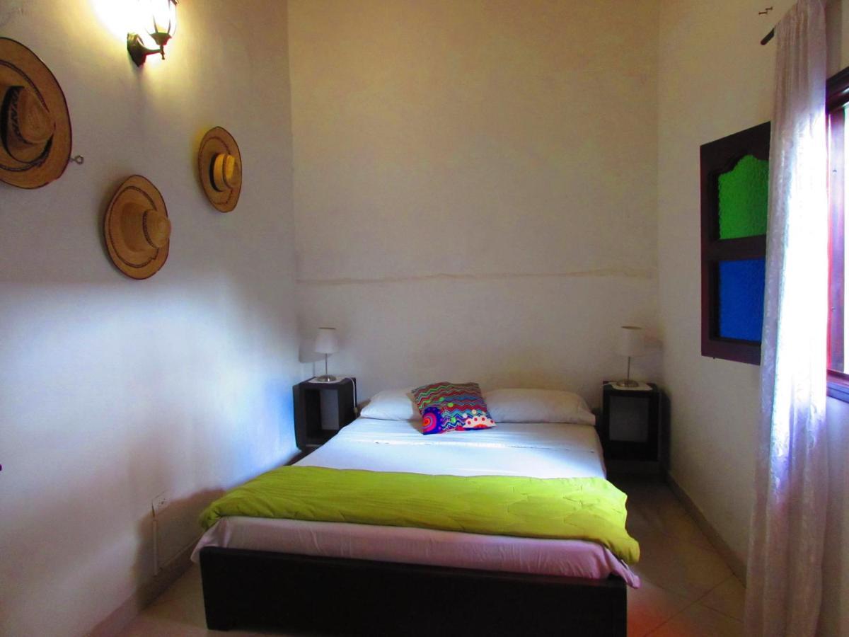 Casa Rome Hostel سان جيل المظهر الخارجي الصورة